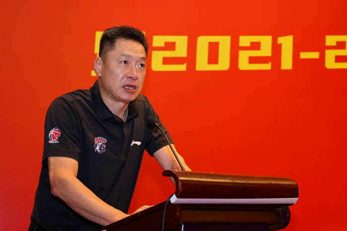 广东宏远内部会议纪要流出——今晨止住颓势，NBA常规赛使命明确，心理建设被强调(广东宏远男篮资金困难的原因)-九游电竞