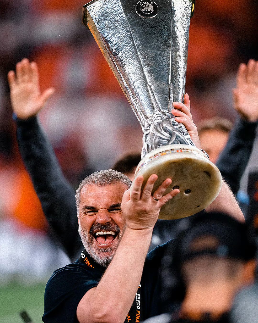 赛地聚焦——欧超杯清晨热度飙升，托特纳姆再遭质疑，震撼外界，临场指挥获称赞的简单介绍-九游娱乐网站